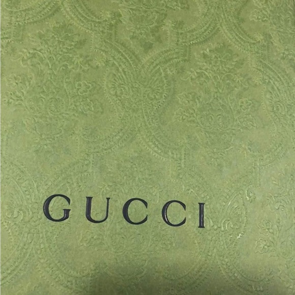 Look brand new mini bag. Just use it 1 one - Picture 5 of 9